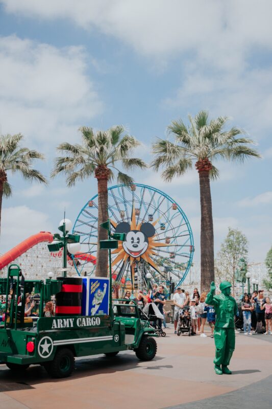 Discovering Fun  Hydration: How to Beat the Heat at Disneyland