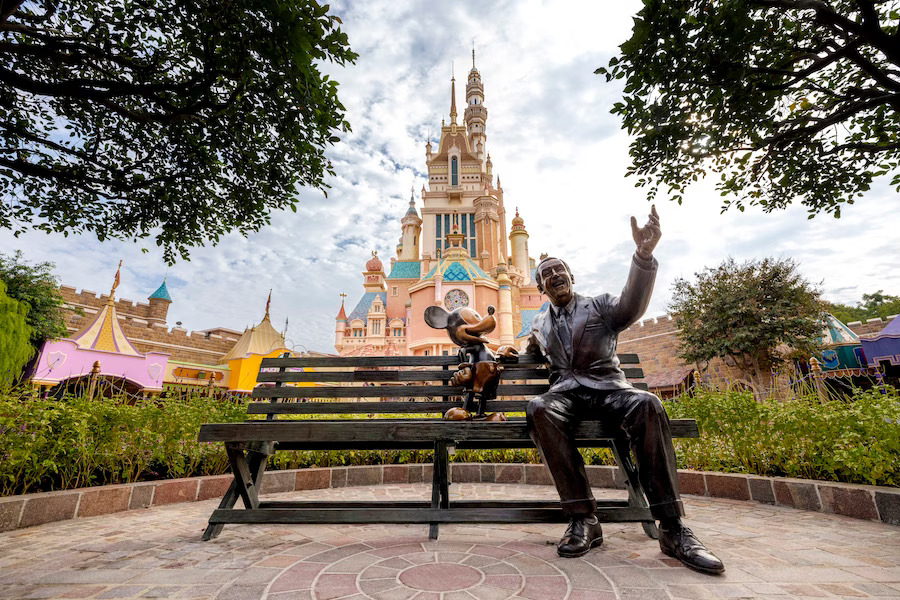 Unveiling the Marvels of Disney World’s Most Impressive Sculptures and Statues